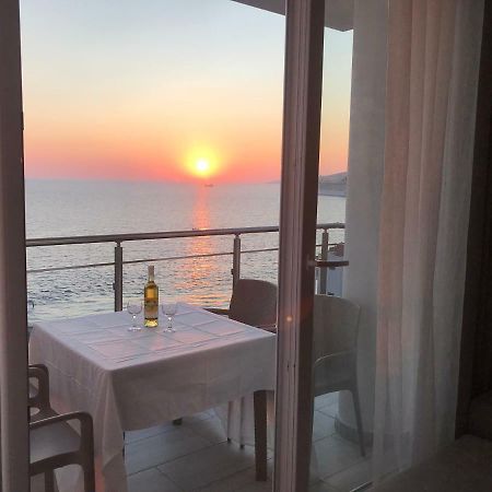 Sunset Apartment Sarande Exterior photo
