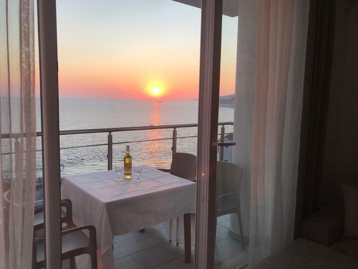 Sunset Apartment Sarande Exterior photo